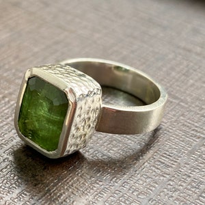 High Quality rare natural green tourmaline octagon ring high end beautiful ring grams 925 silver tourmaline ring