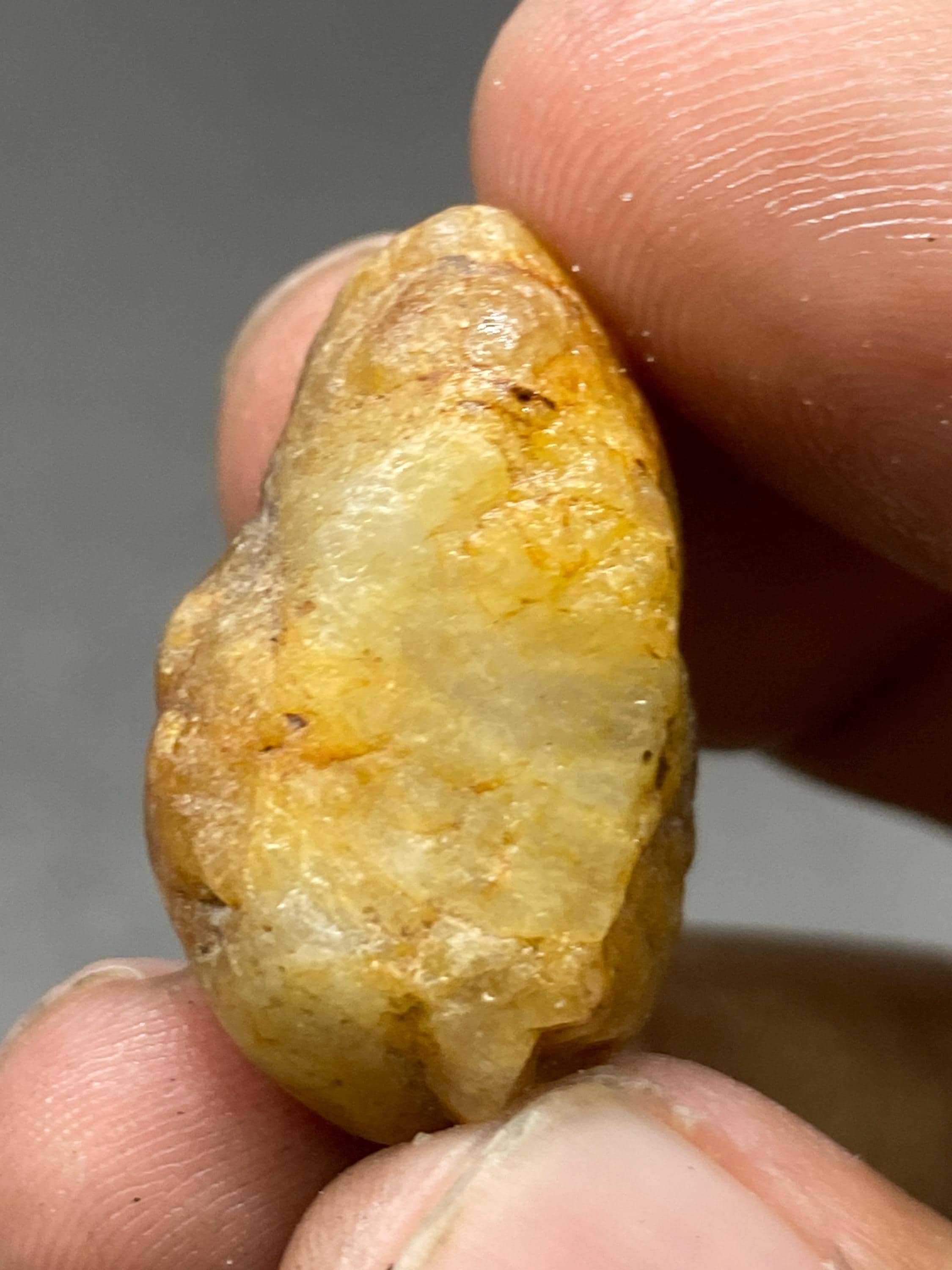 RARE ! SAPHIR JAUNE DE TANZANIE : 4.3 mm ★★ p444.129t