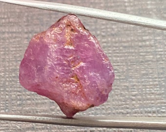 Natural Ruby raw big size ruby natural ruby 31.65 carat beautiful natural ruby size 17x16mm