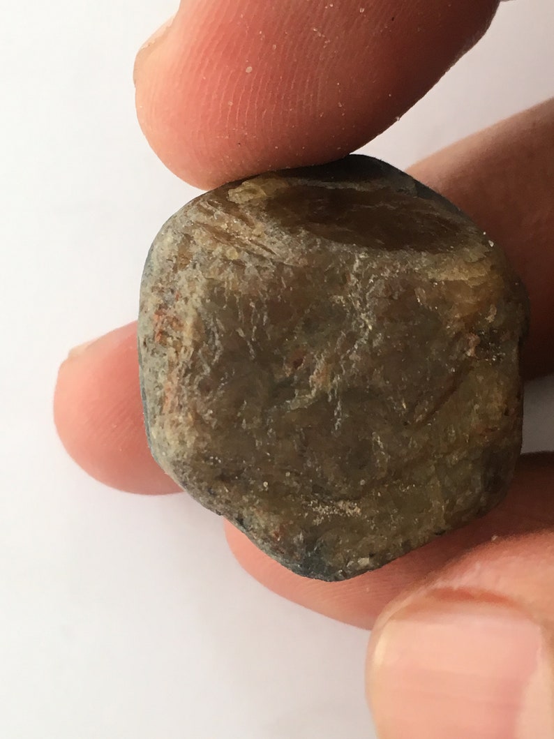 green sapphire stone