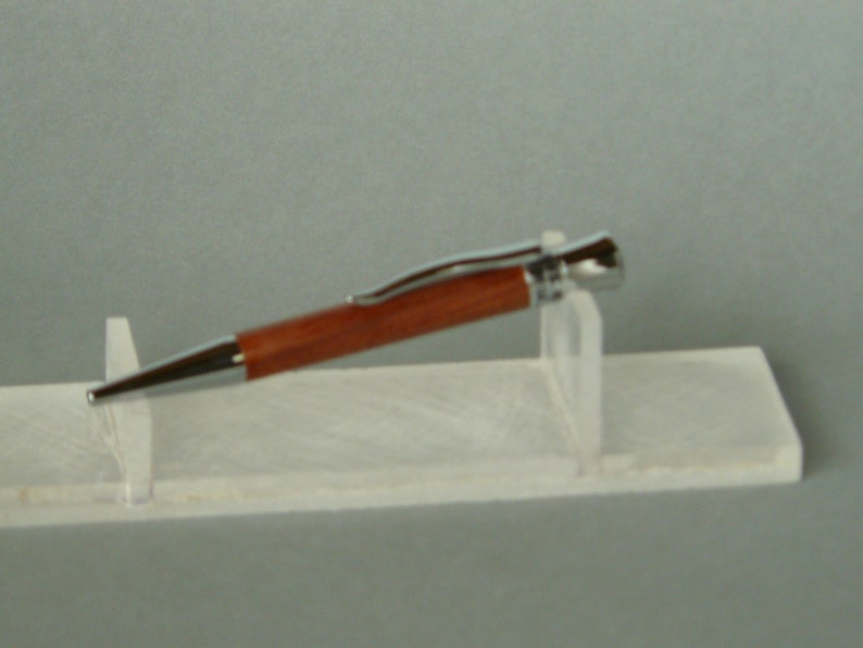 SO046 Glacia pen in cabreuva