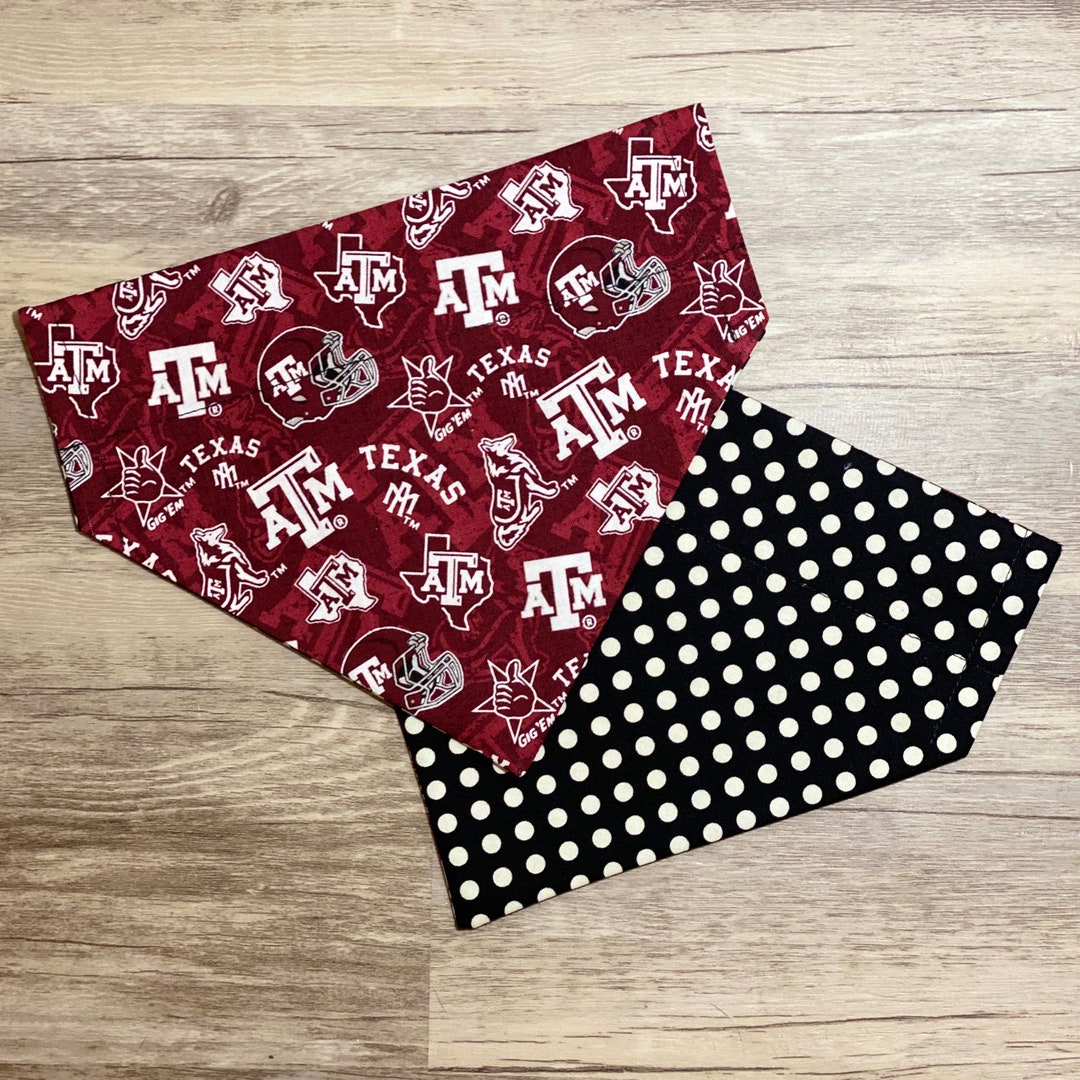 Texas A&M Aggies Over the Collar Dog Bandana // TAMU Reversible Dog