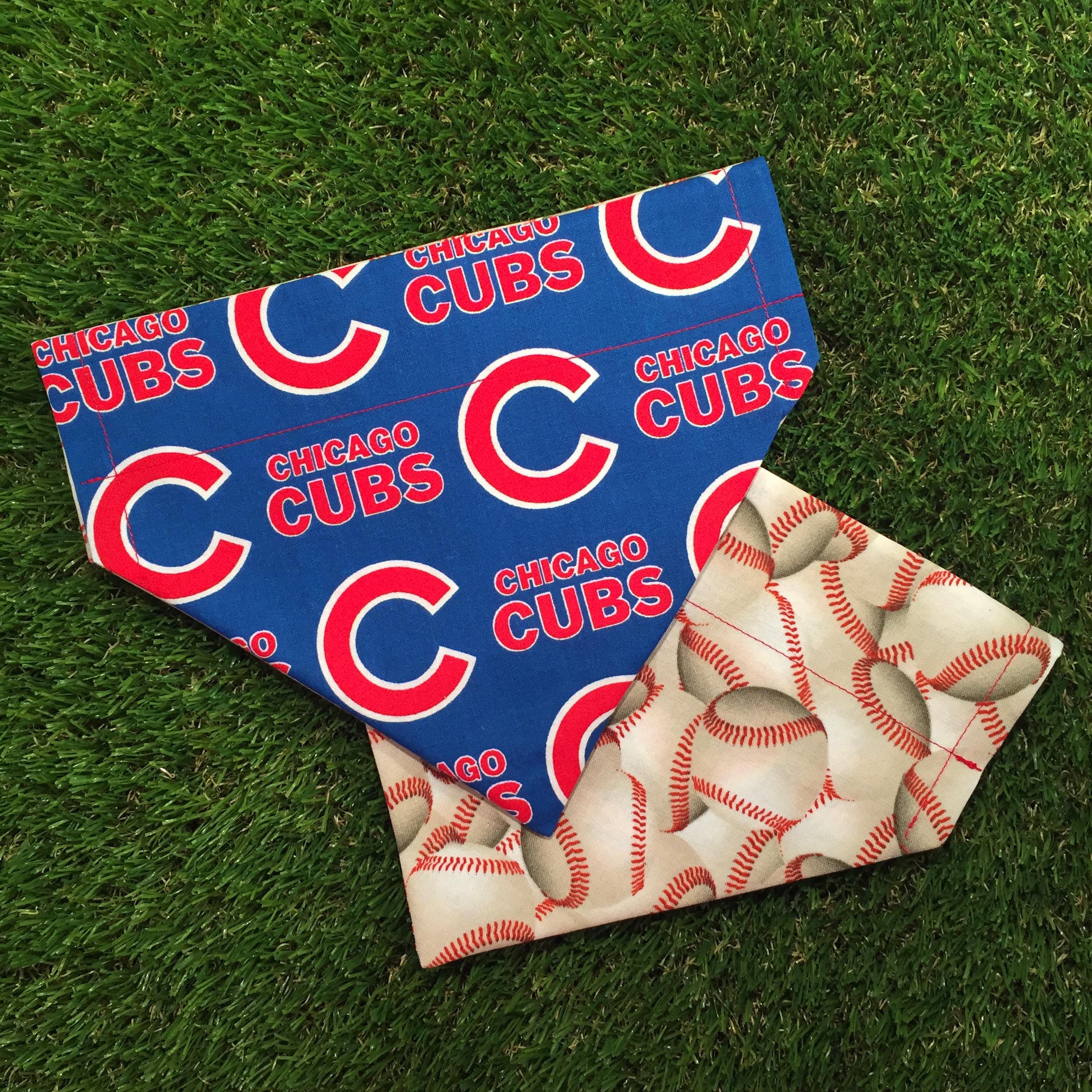 cubs pet bandana