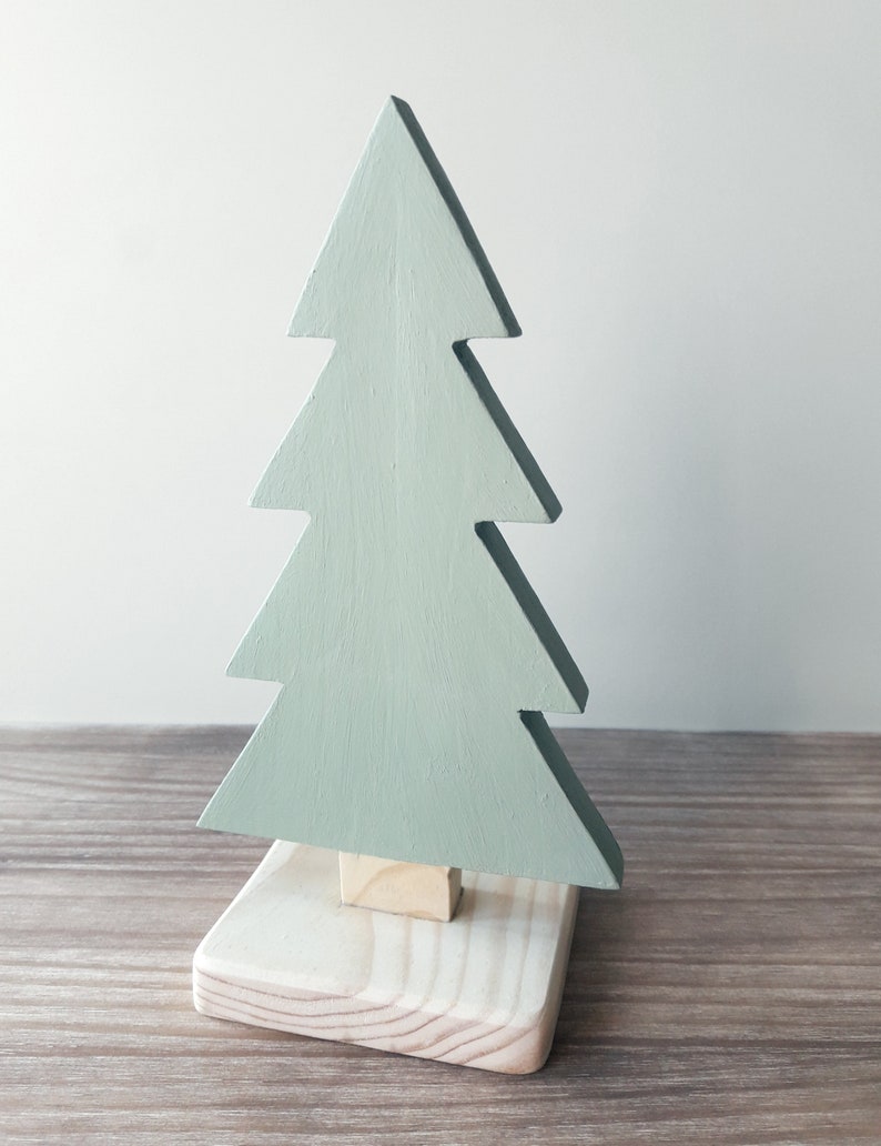 Scandinavian style wooden tree, perfect for children's rooms and nordic style living rooms. Great for Christmas image 6