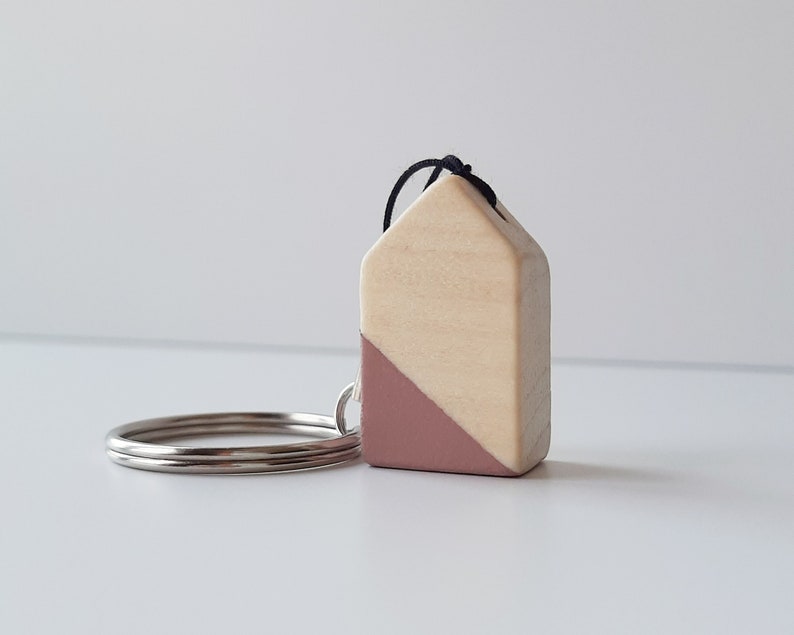 Scandinavian design keyring with tiny wooden house, Nordic style wood house women key chain, Minimalist stocking filler or wedding favors image 5