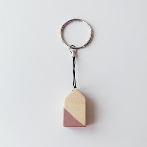 Scandinavian design keyring with tiny wooden house, Nordic style wood house women key chain, Minimalist stocking filler or wedding favors image 4