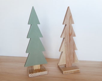 Wooden tree in nordic style, ideal for a minimalist and scandinavian decoration. Perfect for the baby's room. Great for Christmas