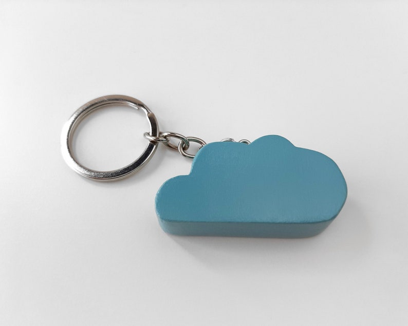 Minimalist wooden cloud keyring, Nordic style sister birthday gift, Scandinavian design gift for mom or girlfriend image 2