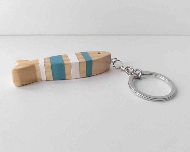 Summer fishing keychain, Minimalist wooden fish key ring, Boho chic beach accessories, Handmade wood ocean creatures image 2
