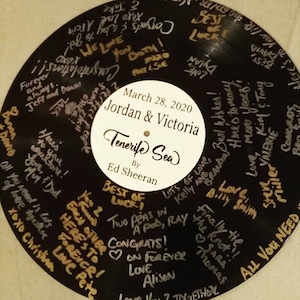 Wedding Guest Book Idea, Custom Record Guest Book Vinyl Record Guest Book, Birthday Guestbook, Personalized Wedding Decor, Anniversary Gift