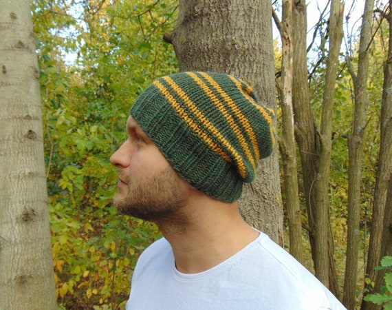 Boys green winter hat Outlet