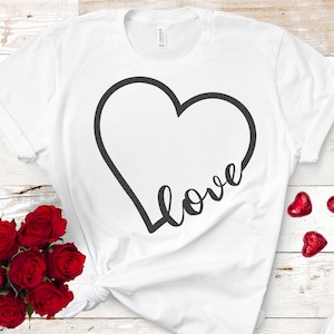 Love Heart SVG: Valentine&#39;s Day Arrow Cut Files (Eps, Dxf, Png)