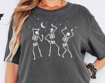 Maglietta con scheletro danzante – Maglietta di Halloween da donna – Simpatica maglietta per la stagione spettrale – Maglietta grafica autunnale vintage per gli amanti di Halloween