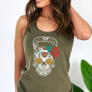 Débardeur d'entraînement Sugar Skull Kettlebell - Chemise de sport de yoga et de remise en forme - Chemise de sport pour femme - Vêtements de fitness - Cadeau pour amateur de sport