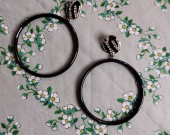 Vintage Black Hoop Earrings Vintage Jewelry @Selena Boutique