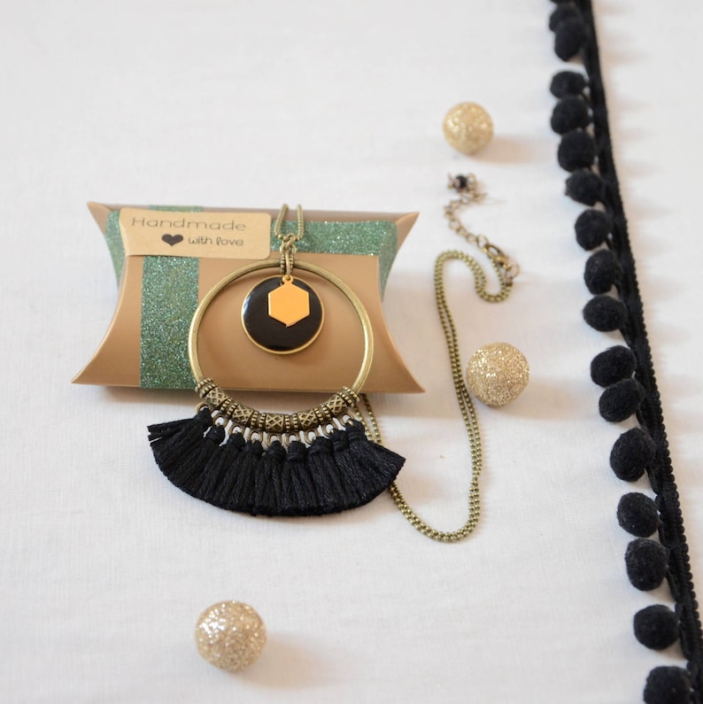 long necklace ladies necklaces black and bronze necklace jewelry trends 2017 Black necklace pompom tassels and bronze chain