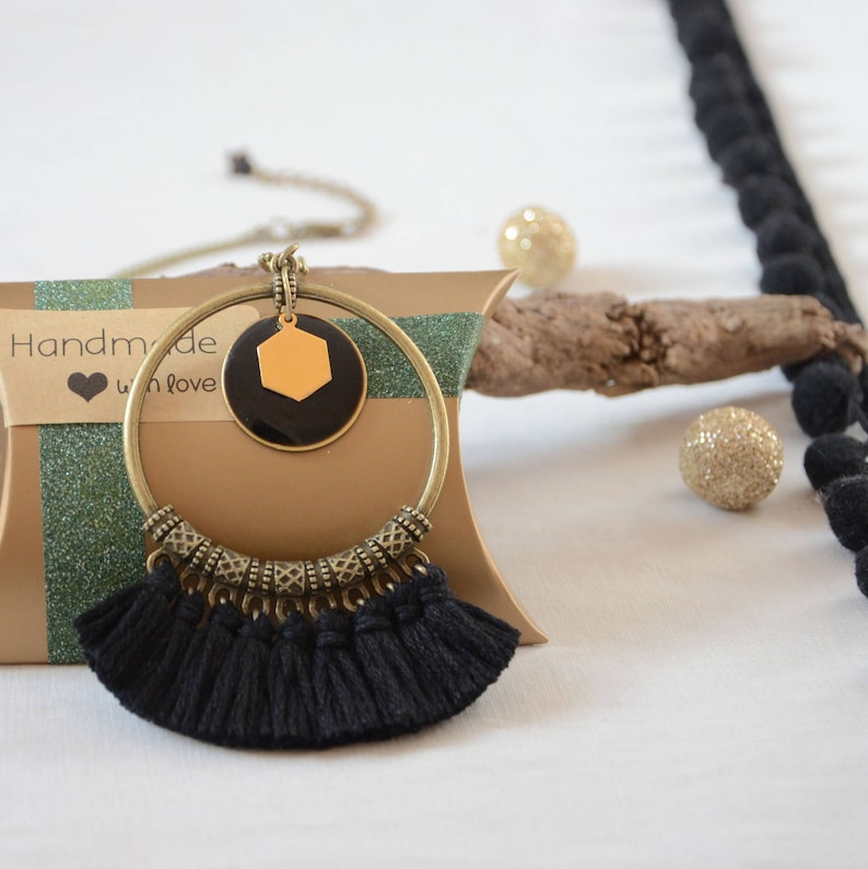 long necklace ladies necklaces black and bronze necklace jewelry trends 2017 Black necklace pompom tassels and bronze chain