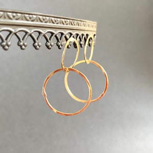 hammered double hoop studs 画像 2