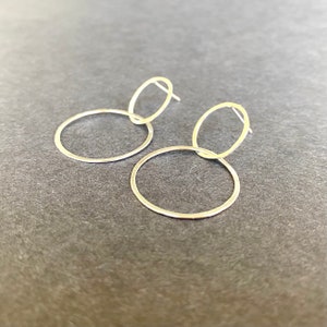 hammered double hoop studs image 4