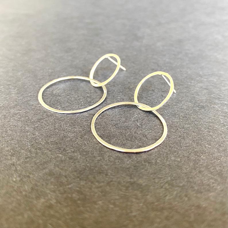 hammered double hoop studs 画像 4