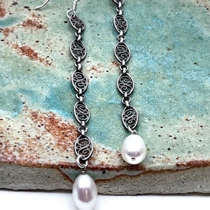 Handmade silver earrings with fresh water pearls, sterling Silver earrings, gift idea