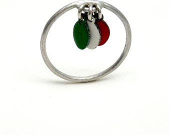 Handmade Persian sterling Silver ring, green, white and red ring
