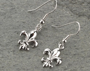 Fleur De Lis Earrings - Silver