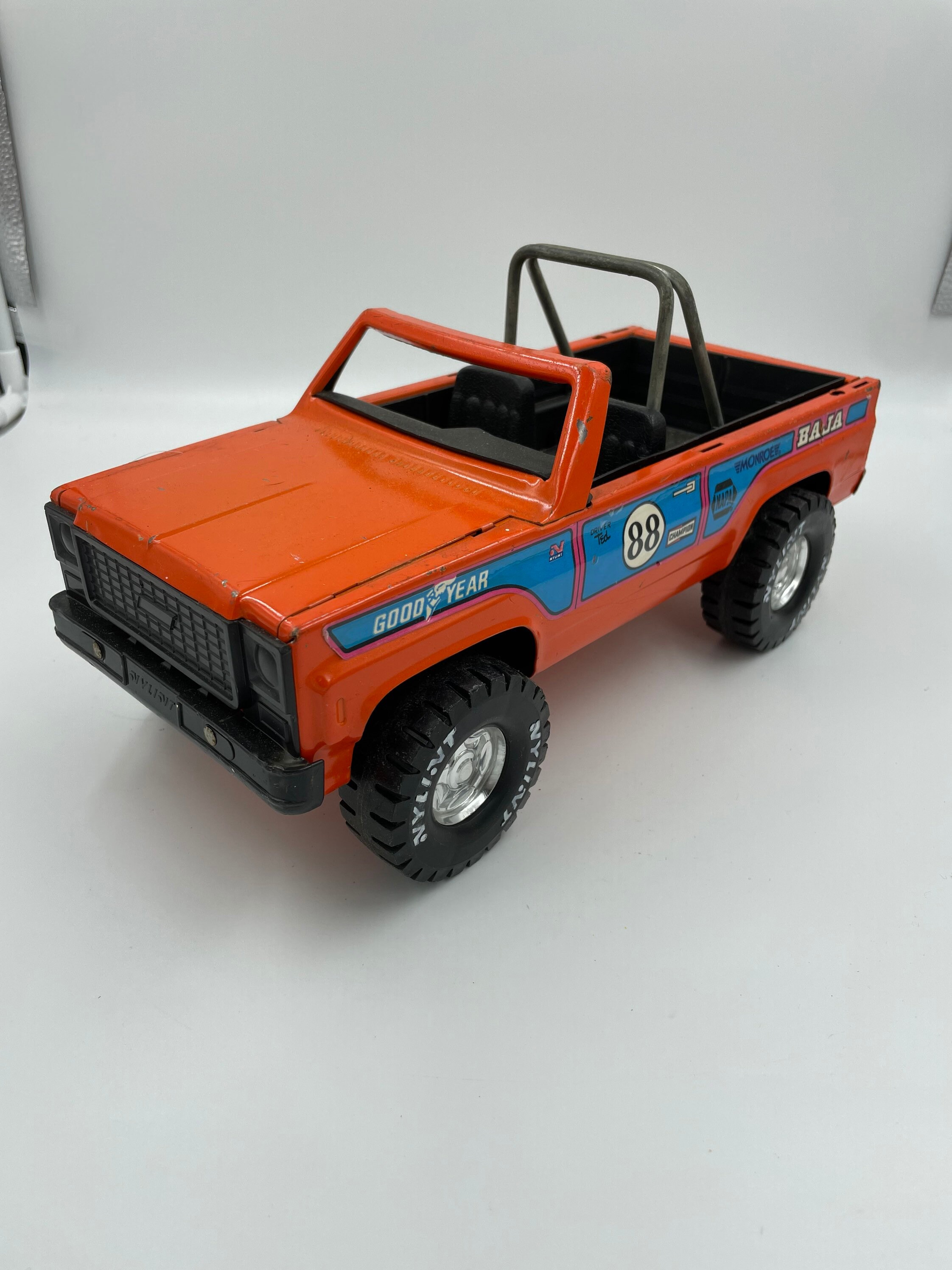 Nylint corp truck hotsell