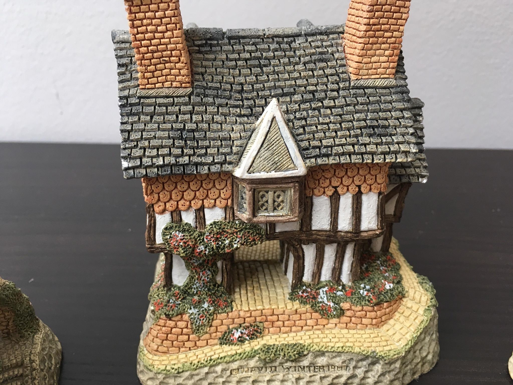 David Winter Cottages (1987) Set of 3