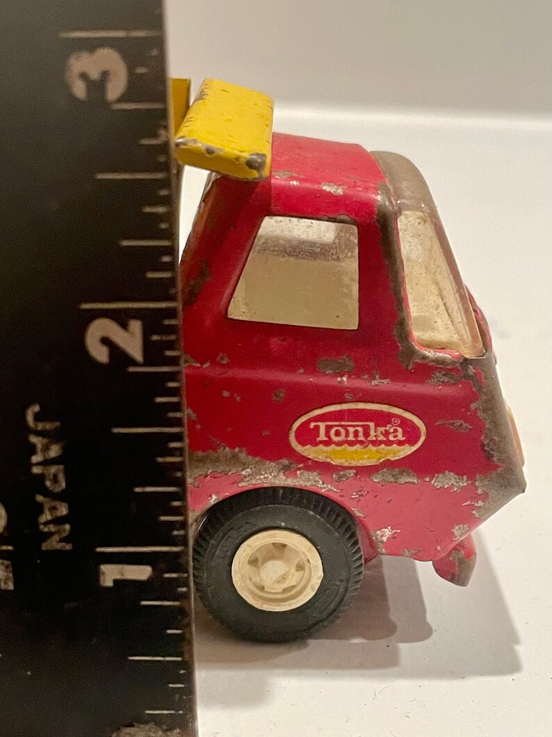 Vintage Tonka Mini Red and Yellow Dump Truck C3 image 10