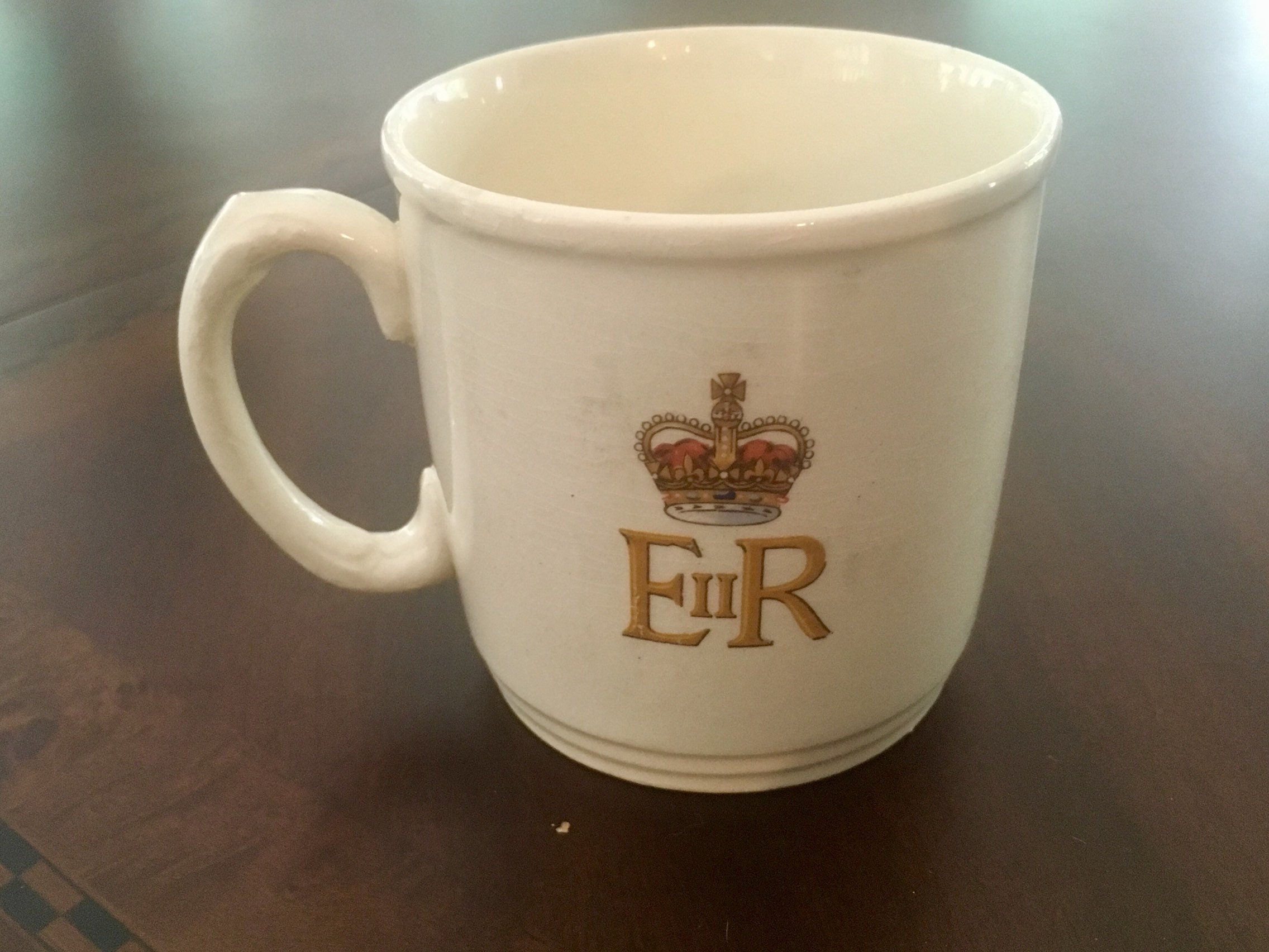 Coronation of Queen Elizabeth II Mug England 1953 designed by British Pottery Manufacturers Coronation of Queen Elizabeth II Mug England 1953 designed by British Pottery Manufacturers