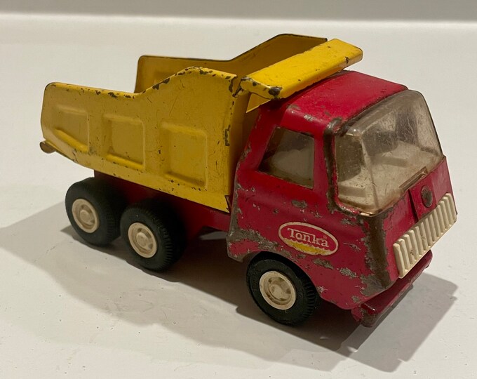 Vintage Tonka Mini Red and Yellow Dump Truck (C3)