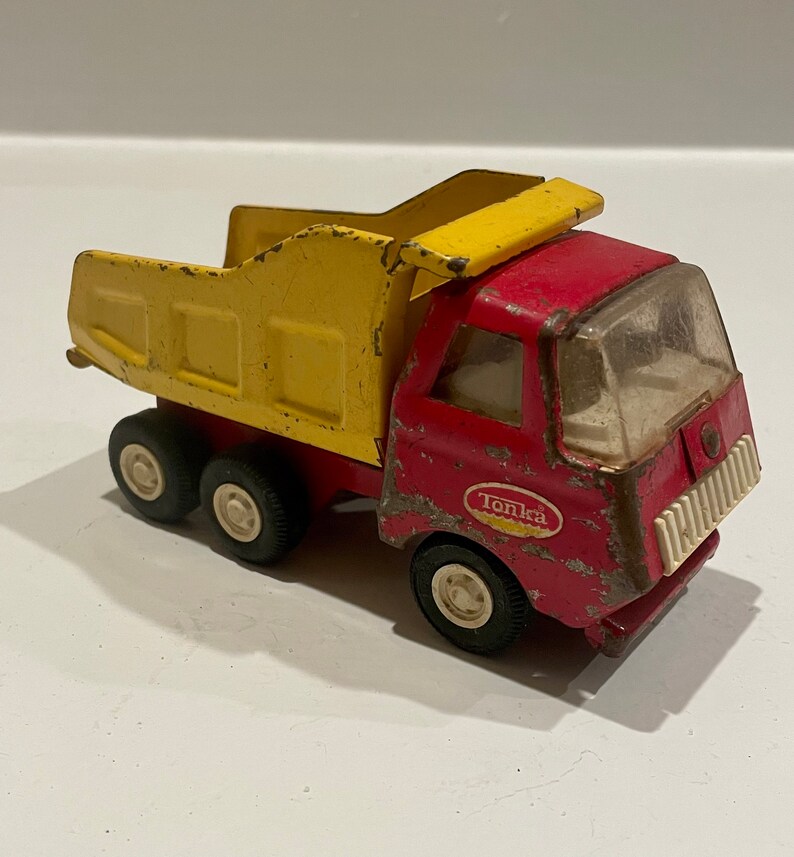 Vintage Tonka Mini Red and Yellow Dump Truck C3 image 1