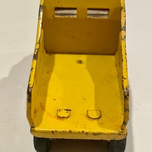 Vintage Tonka Mini Red and Yellow Dump Truck C3 image 4