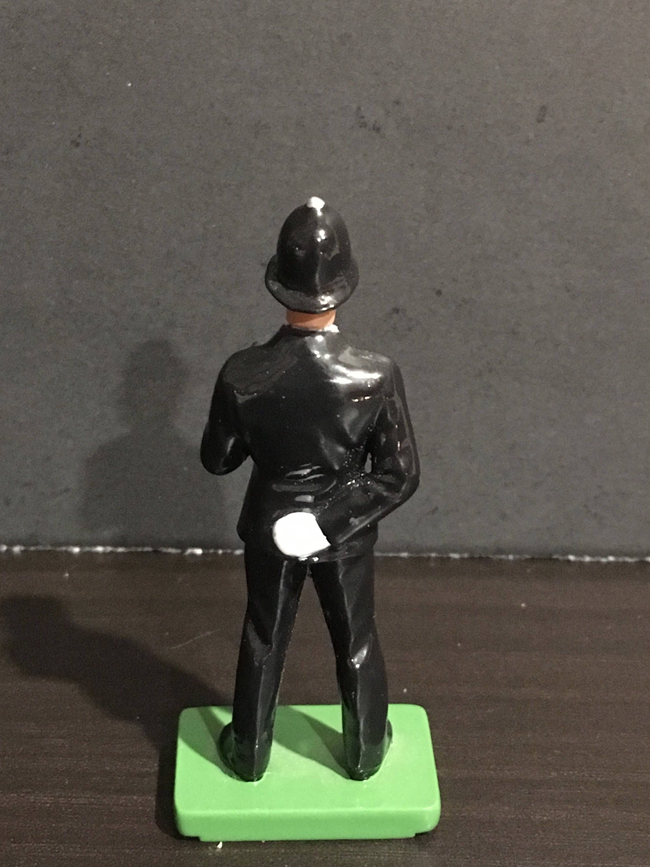 Vintage W. Britains 1990 English Policeman (Metal) Figurine