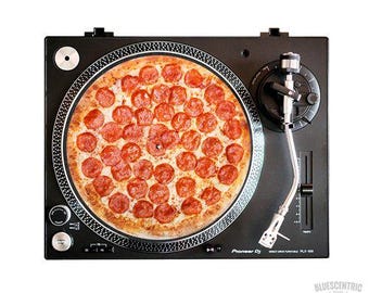 Graphic Pepperoni Pizza Turntable Slip Mat
