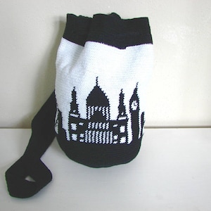 Crochet Mochila Bag Pattern: London Skyline Tapestry (PDF Pattern)