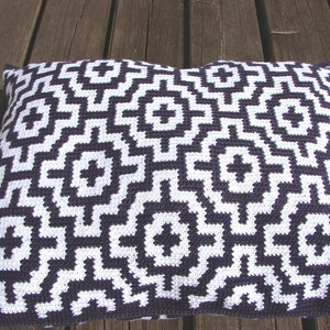 Crochet pattern mosaic tile pillow throw tapestry little cushion summer mosaic tile pillow decorative design image 8