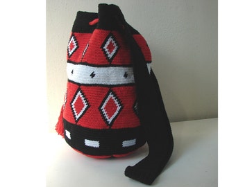 Tapestry Crochet Mochila Bag Pattern, Drawstring Shoulder Bag (PDF Pattern)