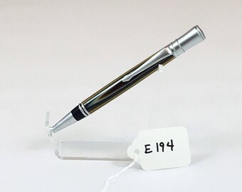 Bolígrafo giratorio Satin Executive Slim hecho a mano con cerámica de rayas marrones y tostadas - E194