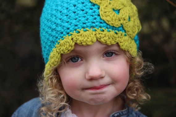 girls crochet hat with flower