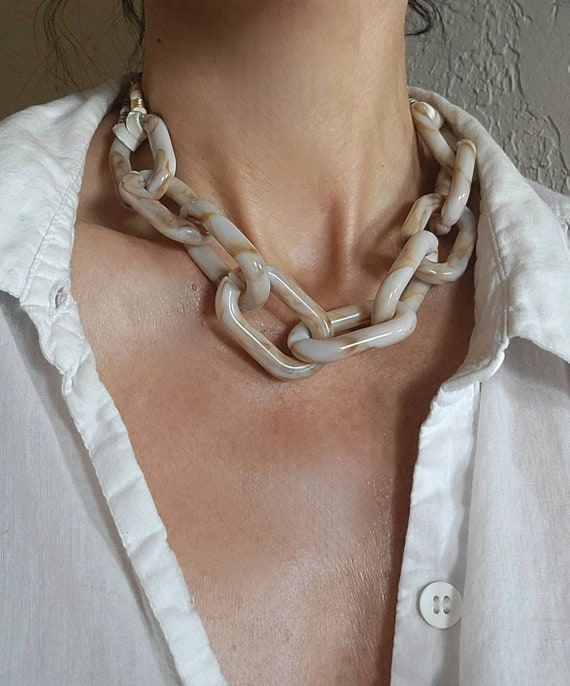 Chunky clearance resin necklace