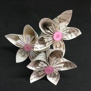 Paper Flower Making Kit mother gift / birthday gift for her / grandmother gift / anniversary gift / teenage activity Book Paper
