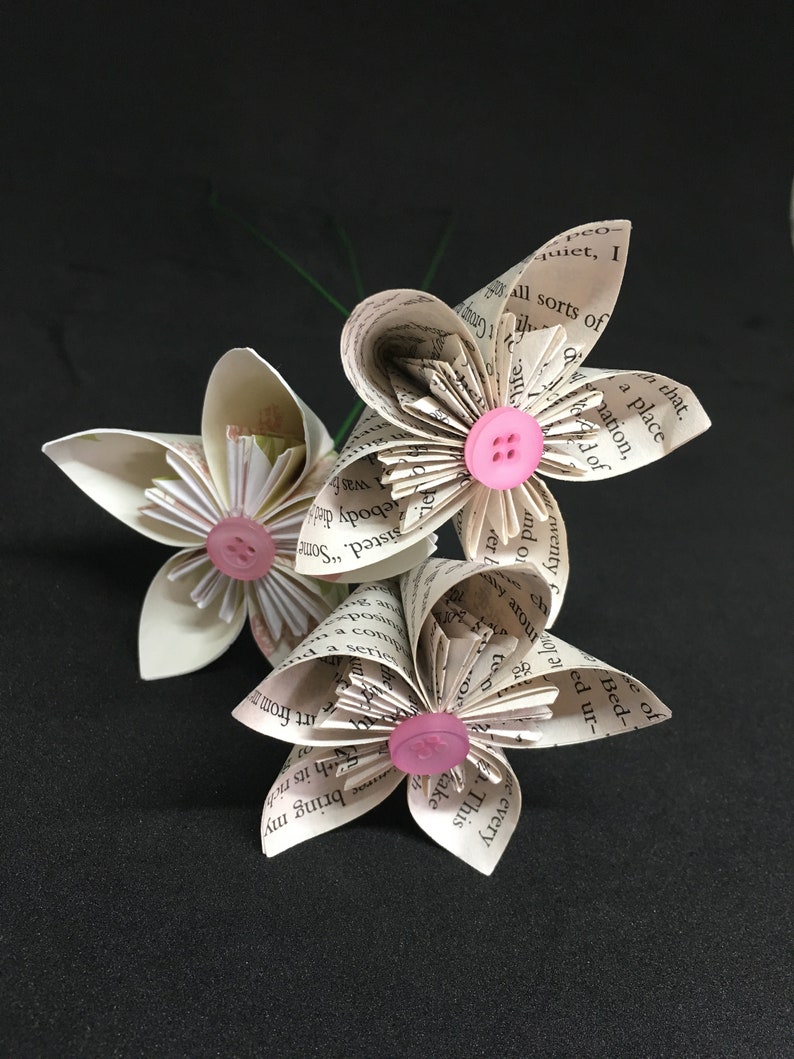 Paper Flower Making Kit mother gift / birthday gift for her / grandmother gift / anniversary gift / teenage activity Book Paper