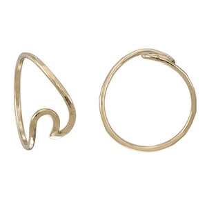 Ocean Wave Stacking Ring - Gold Filled - Size for any finger  5, 6, 7, 8, 9 - 1 piece - Item# 20WAV56789