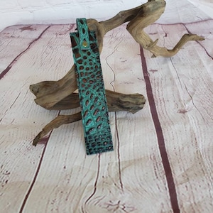 Bookmark/Embossed Genuine cowhide Leather Bookmark/Teal Green w Copper tipping gator embossed leather/Black back/gift under 15/ reader gift