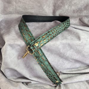 Teal Alligator Embossed Genuine Cowhide leather replacement strap/cut-resistant/leather purse strap/bag strap/crossbody strap/shoulder strap bild 3