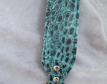 SALE Sm Crocodile Embossed Turquoise Blue genuine cowhide strap/cut-resistant/leather purse strap/bag strap, shoulder bag strap, crossbody