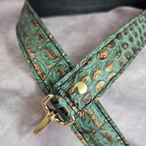Teal Alligator Embossed Genuine Cowhide leather replacement strap/cut-resistant/leather purse strap/bag strap/crossbody strap/shoulder strap bild 4
