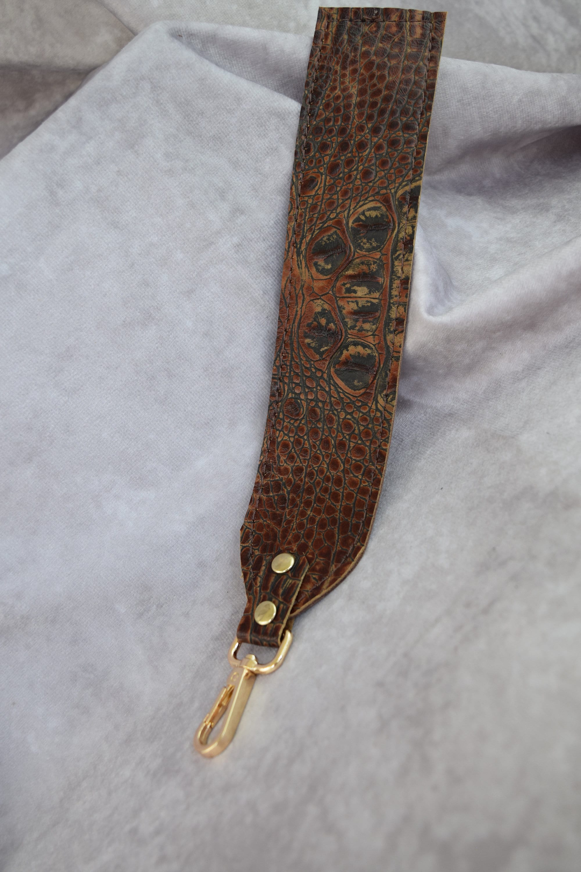 SALE/Leather Replacement strap/ Brown Alligator Embossed Genuine cowhide Leather /cut-resistant/ leather purse strap/bag strap/crossbody